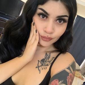 Meet your Posher, Veronica